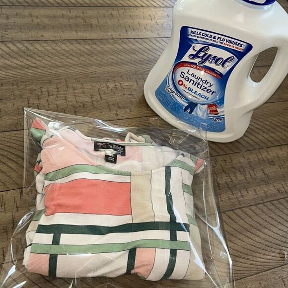 Limited Edition Beach 🏖️ Dress 🖼️ Deco Look 👀Miamibased hotel 🏨 The Webster - Picture 16 of 17